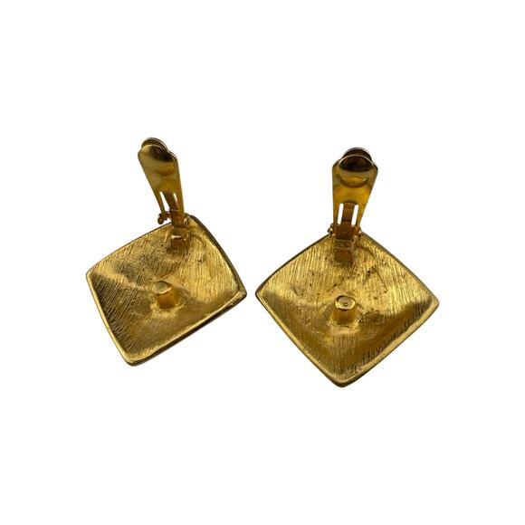 Vtg Unsigned Les Bernard Mogul Matte Hammered Multi Colored Clip On Earrings HTF - Picture 4 of 4